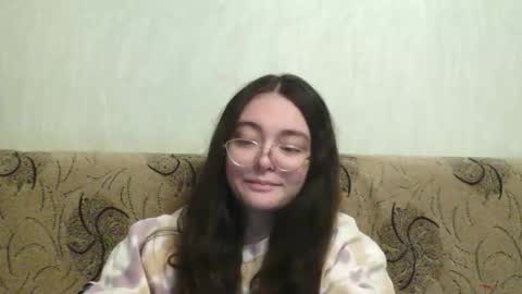 Snapshot of missis_mona chatting on 09.16.25 missis mona online show from 09.16.25