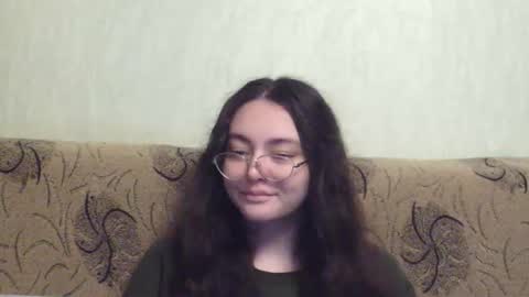 Snapshot of missis_mona chatting on 10.08.25 missis mona online show from 10.08.25