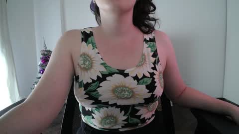 Snapshot of missivana777 chatting on 01.06.25 Ivana online show from 01.06.25