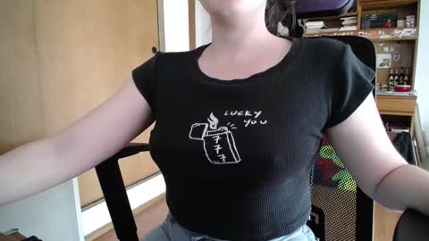 Snapshot of missivana777 chatting on 09.25.25 Ivana online show from 09.25.25