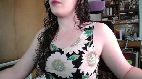 Snapshot of missivana777 chatting on 11.20.25 Ivana online show from 11.20.25