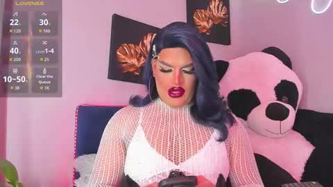 Snapshot of misskassandraa_ chatting on 10.08.25 kassandra lazcano online show from 10.08.25