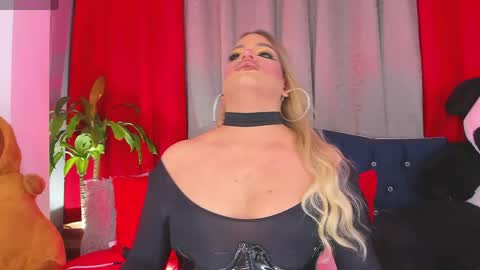 kassandra lazcano online show from 04.26.26