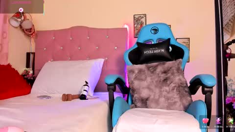   online show from 10.25.25