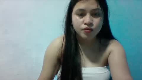 Snapshot of misskitty2xxx chatting on 03.04.25 Merry online show from 03.04.25