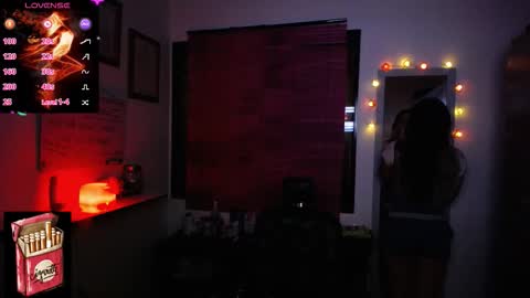 Snapshot of misslana_wn chatting on 12.14.25 LanaLul online show from 12.14.25