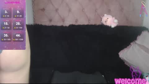 Snapshot of misslucyy1 chatting on 03.06.25 luccy online show from 03.06.25