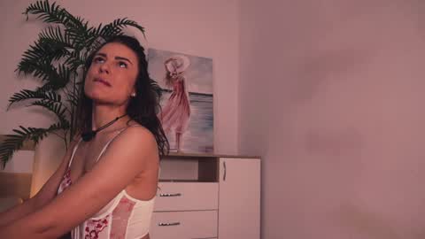 Snapshot of misslullu chatting on 10.04.25 Lullu online show from 10.04.25