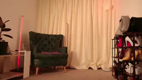 Im Valentina  online show from 06.03.26