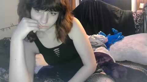 missmacabre666 online show from 05.22.26