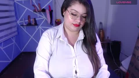 Miia online show from 12.18.24