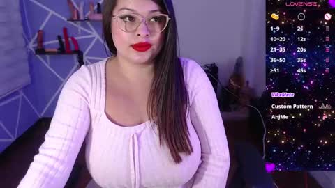 Miia online show from 01.28.25