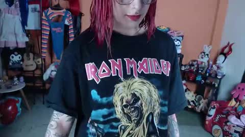 Miss Mia online show from 02.25.26