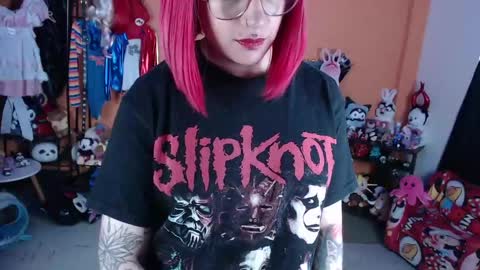 Miss Mia online show from 04.23.26