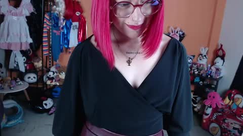 Miss Mia online show from 04.25.26