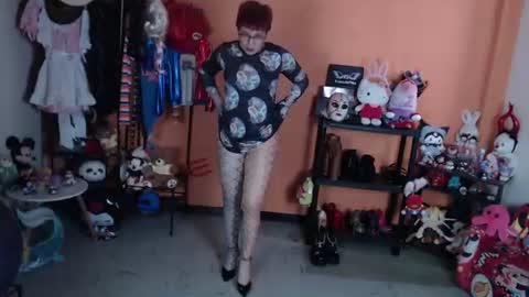 Miss Mia online show from 06.11.26