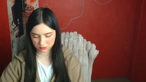 Mia online show from 04.27.26