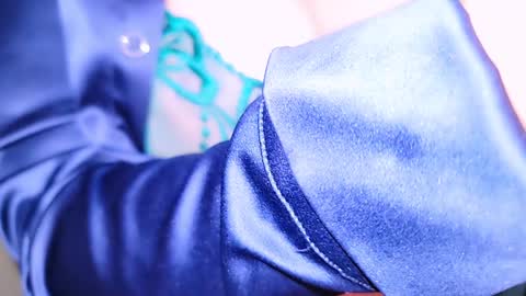 Snapshot of missmina chatting on 12.29.24 Mina online show from 12.29.24