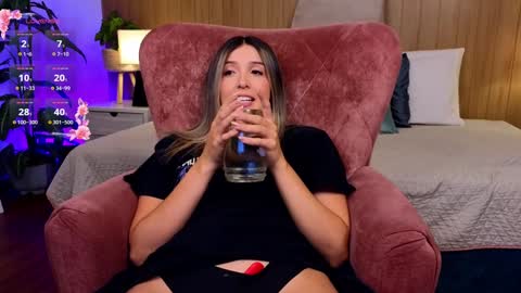 Snapshot of missmonaco chatting on 01.08.25 Emma Rivera online show from 01.08.25