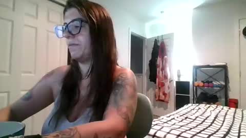 Snapshot of missmonatoyou chatting on 06.12.26 MissMona online show from 06.12.26