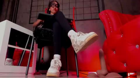 Alana online show from 06.19.26