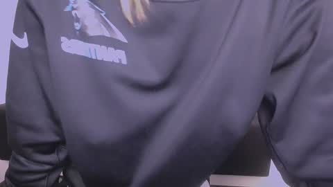 Olivia online show from 12.03.24