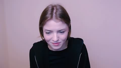 Olivia online show from 01.04.25