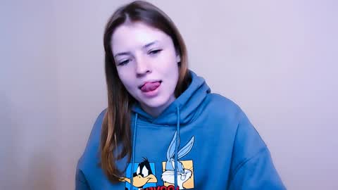 Olivia online show from 01.10.25