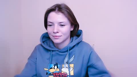 Olivia online show from 01.10.25