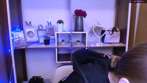 Olivia online show from 01.13.25