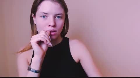 Olivia online show from 02.07.25