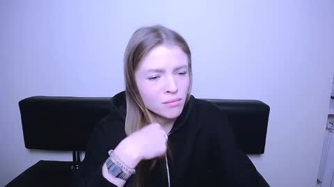 Olivia online show from 02.18.25