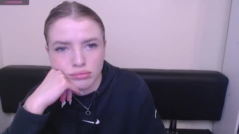 Olivia online show from 03.07.25