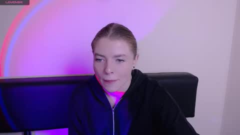 Olivia online show from 10.27.25