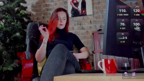 Miss Venus online show from 02.05.25