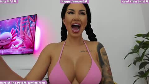 Snapshot of misspinkroom chatting on 02.01.25 Renata online show from 02.01.25