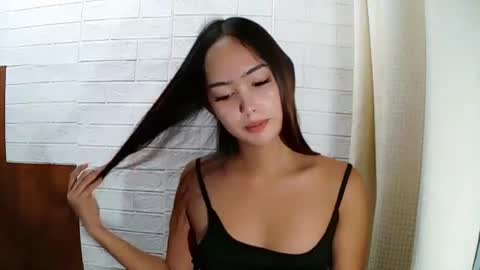 missrianmwua online show from 07.27.26