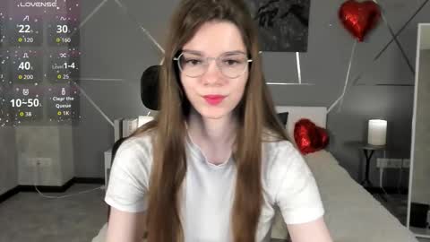 misss_evelyne online show from 03.12.26