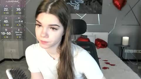 misss_evelyne online show from 03.17.26