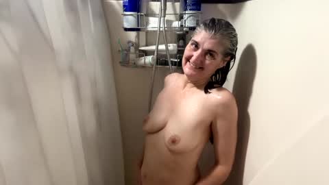 Miss Spooky Silverstacker online show from 01.24.25