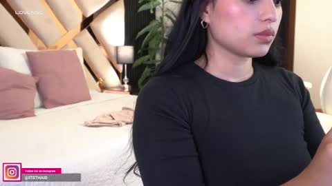 Fernanda Davila online show from 05.08.26