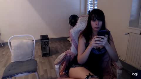 Snapshot of missthon chatting on 01.18.25 missthon online show from 01.18.25