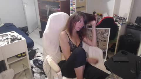 missthon online show from 04.22.26