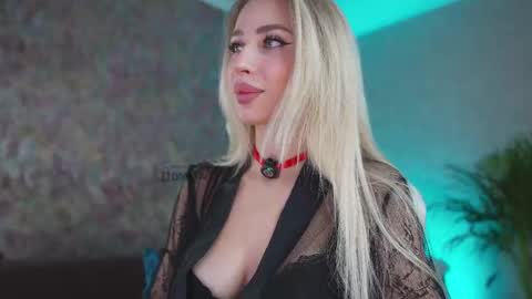 Eva online show from 11.30.25