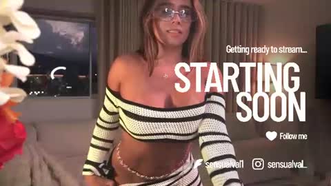 Snapshot of missvalery_1 chatting on 06.22.26 OF online show from 06.22.26