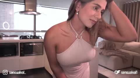 Snapshot of missvalery_1 chatting on 07.15.26 OF online show from 07.15.26