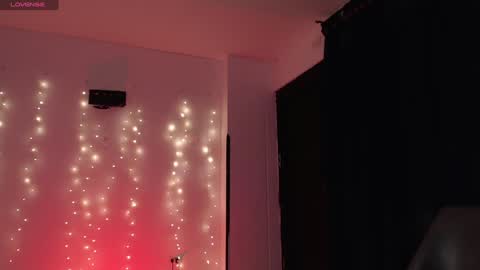 IG MISSVENUSS1 online show from 12.23.24