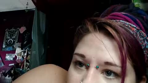 missxmoth444 online show from 11.14.25