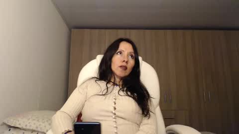 Snapshot of missy_kat87 chatting on 03.10.25 missy_kat87 online show from 03.10.25