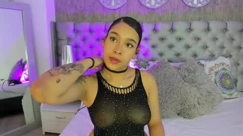 Missy Gainer online show from 02.09.25